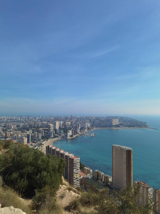 Квартира С Очаровательным Видом На Море Alicante Bagian luar foto